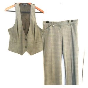 Express Studio Editor Pant Suit